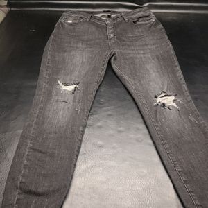 COPY - Judy Blue Buttonfly skinny jeans size 13/31